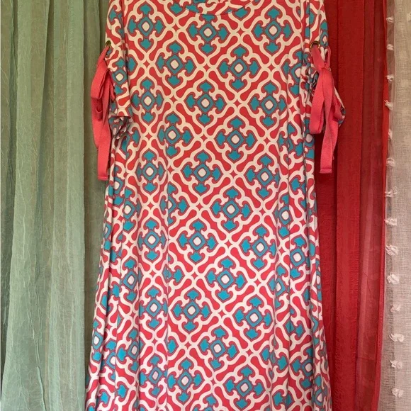 crown & ivy | Dresses | Crown Ivy Geometric Patterned Dress With Pink  Accents | Poshmark